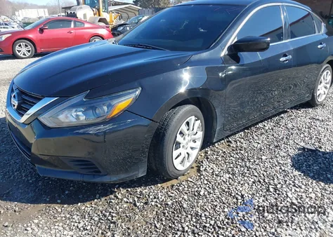 2016 Nissan Altima 2.5/2.5 S/2.5 Sl/2.5 Sr/2.5 Sv z USA, uszkodzony, nr VIN 1N4AL3AP0GN324724